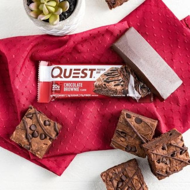 Quest Protein Bar, Baton Proteic, Cu Aroma De Prajitura Cu Ciocolata, 60g Quest Protein Bar, Baton Proteic, Cu Aroma De Prajitura Cu Ciocolata, 60g