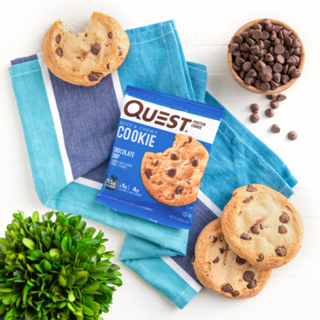Quest Protein Cookie, Biscuite Proteic, Cu Aroma De Bucati De Ciocolata, 59g Quest Protein Cookie, Biscuite Proteic, Cu Aroma De Bucati De Ciocolata, 59g