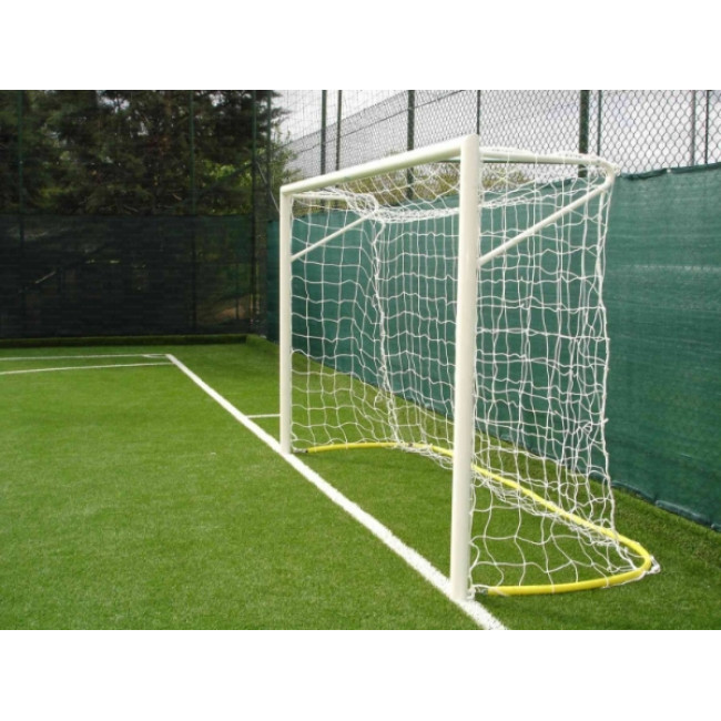 Poarta futsal otel 3x2 m, montata in manșoane, cu suporturi sudate si lant pentru plasa